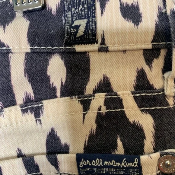 7 For All Mankind Animal Print Skinny Jeans, in Women's Size 30 - Picture 6 of 8